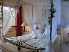 Honeymoon suite