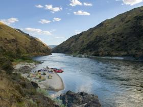 Family rafting holiday on the Salmon River, Idaho, USA