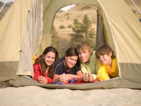 Family time on the Salmon River, Idaho, USA