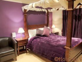 Our 'Decadence' room