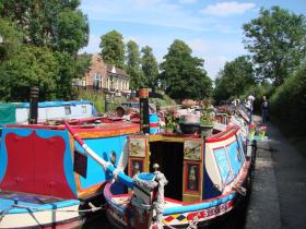 Canal boats, Braunston