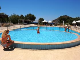 Swimming-Pool.