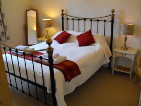Northbrook's main bedroom