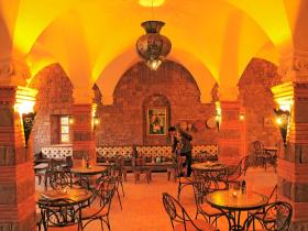 Caf�-Bar Azrou