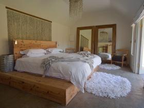 Luxury Garden Suite