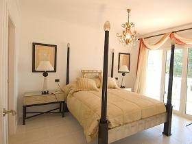 Appartment Bedroom