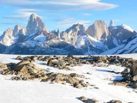 The Fitzroy massif from the Ice Cap