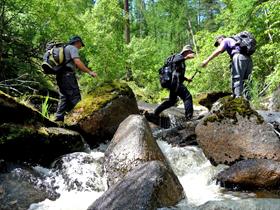 Hiking the Gyalaan Creek
