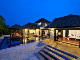 Deluxe Jasmine Garden Villa