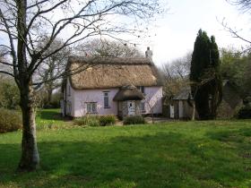 Plovers Barrow thatched cottage, managed by Wheatland Farm
