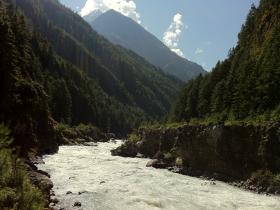 Dudh Kosi just before Namche Bazaar