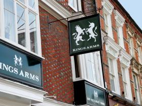 Historic hotel near the Chilterns, England