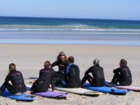 Surf lessons at Scaeles Bay