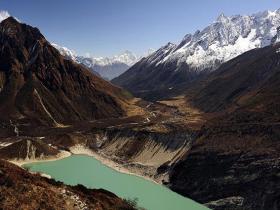 Manaslu circuit trek in Nepal, tailormade
