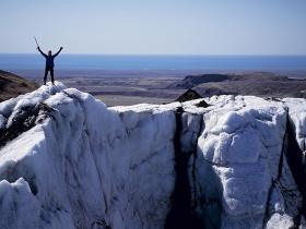 Iceland snowshoeing holiday