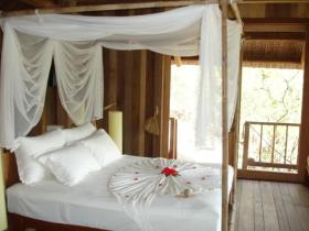 Honeymoon bed