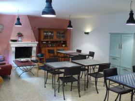 sala used as breakfast and picnic room, reading area and internet