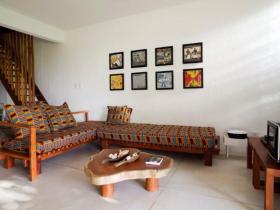 Open-plan lounge