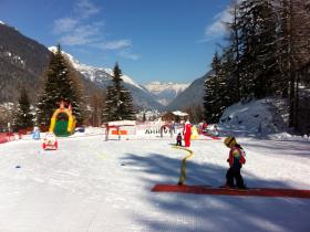The Under 5's Ski Area