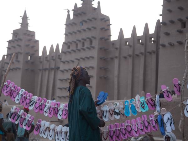 Mali tour, Festival on the Niger. Helping Dreamers Do
