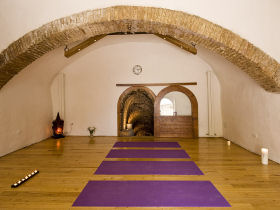 Yoga holiday in Italy