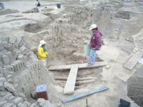 Peru archaeology volunteering