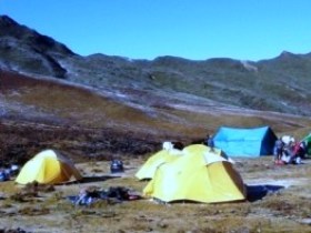 Jomolhari trekking holiday in Bhutan