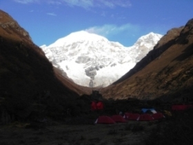 Jomolhari trekking holiday in Bhutan