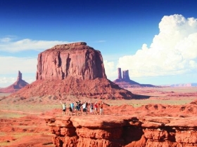 Camping tours of Western America