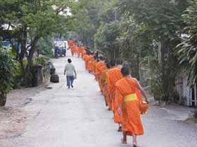 Small group tour of Laos