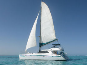 Ningaloo Reef sailing holiday, Western Australia