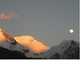 Island Peak trekking holiday in Nepal