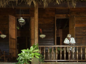 Seychelles tours, a Seychellois Creole experience 