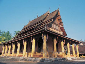 Classic Laos & Vietnam tour, off the beaten track