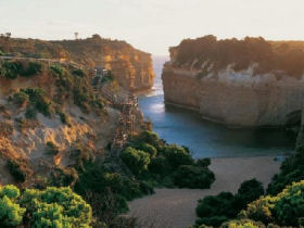 Melbourne to Port Campbell tour in Victoria, Australia