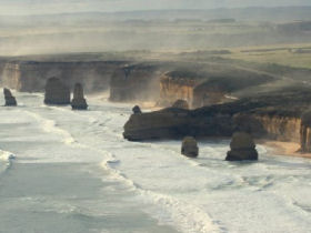 Melbourne to Port Campbell tour in Victoria, Australia