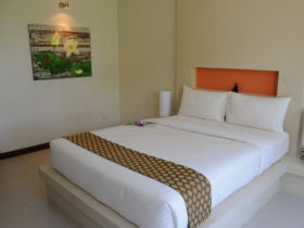 Koh Samui yoga retreat in Thailand