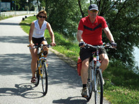 Danube cycling holiday, self guided