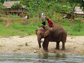Thailand adventure holiday, with volunteering