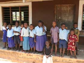 Kenya family volunteering & safari