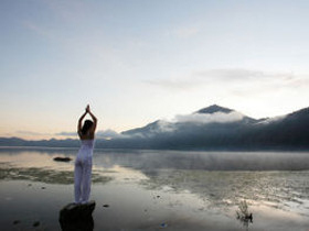 Yoga & skiing holiday in the Swiss Alps