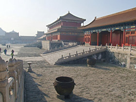 Family holiday in China, Chinese checkers