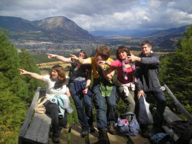 Teach children in Chile