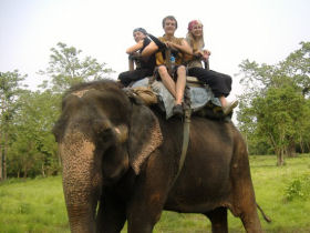 Teach children and trek in Nepal