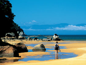 New Zealand holiday, land and sea tour
