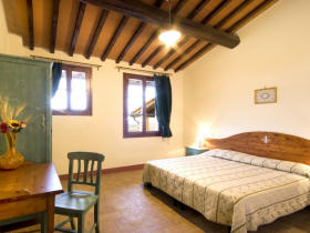 Short break horse riding holiday in Tuscany