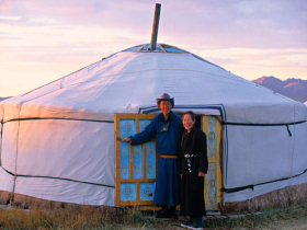Eagle festival tour in Mongolia