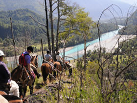 Horse riding in the Andes, Patagonia horse trek