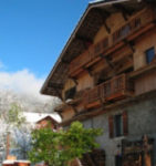 Off piste ski week accommodation