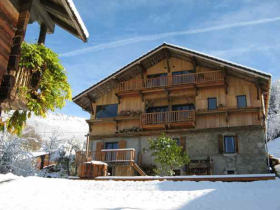 Skiing and yoga holiday in the French Alps
